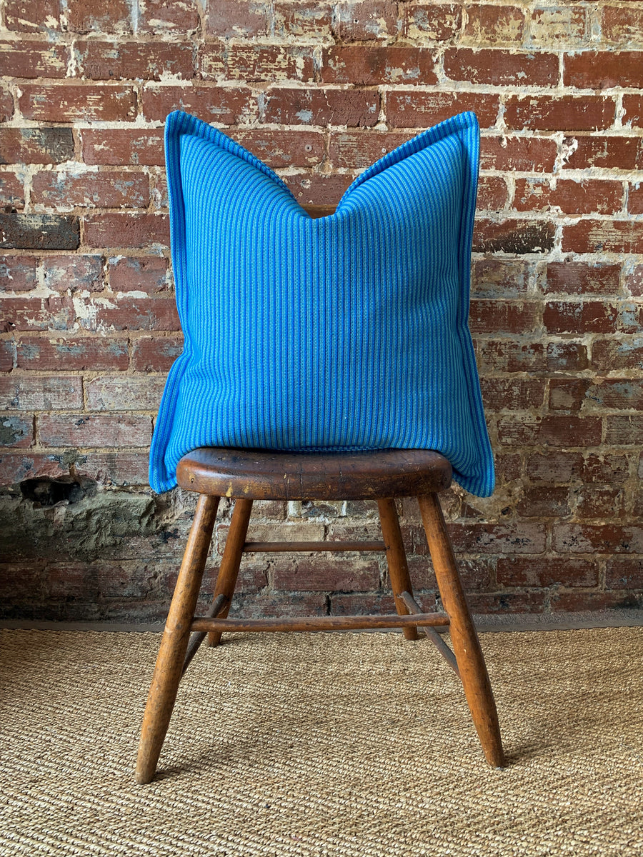 Charleston in Blue / 20x20 Textured Sofa Pillow Cover – Martha & Ash