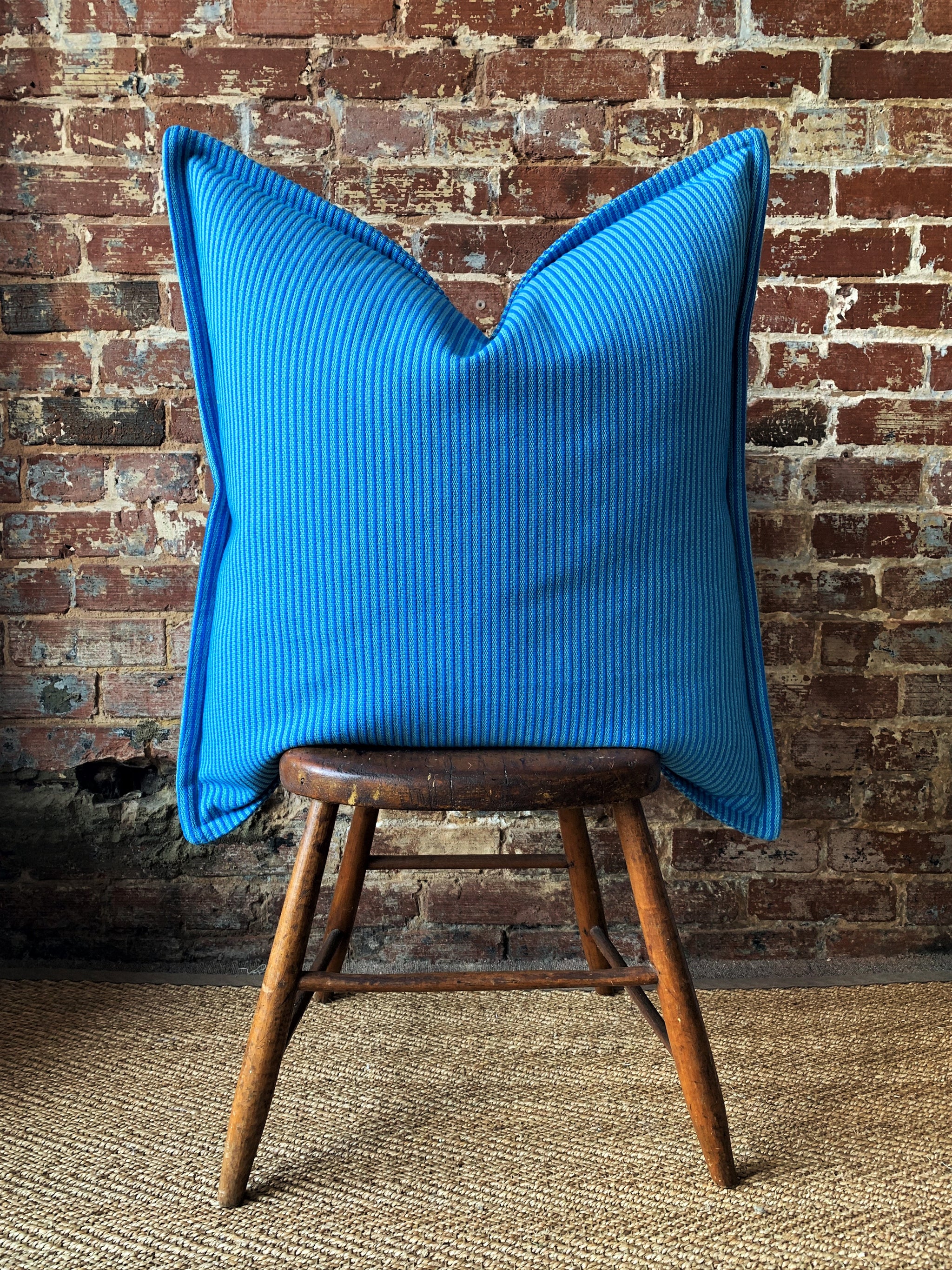 Charleston in Blue / 20x20 Textured Sofa Pillow Cover – Martha & Ash